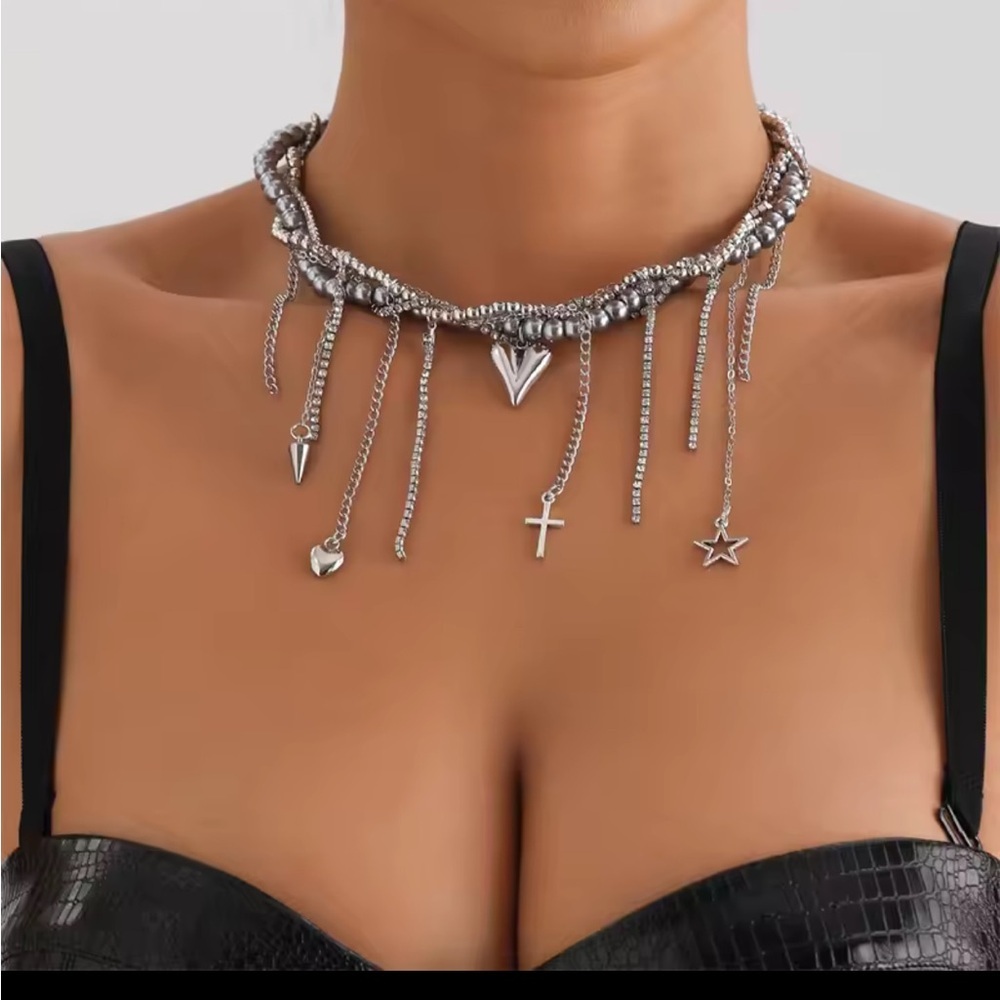 Celestara Charm Drip Choker - Picture 5 of 5